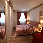 Cesa Dolomia Apartment *
