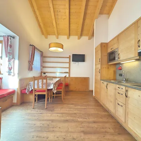 Cesa Dolomia Apartment *